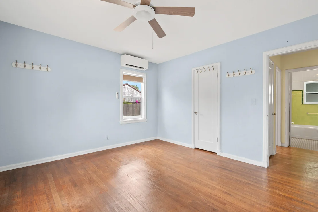 Photo of 722 Hampton Road