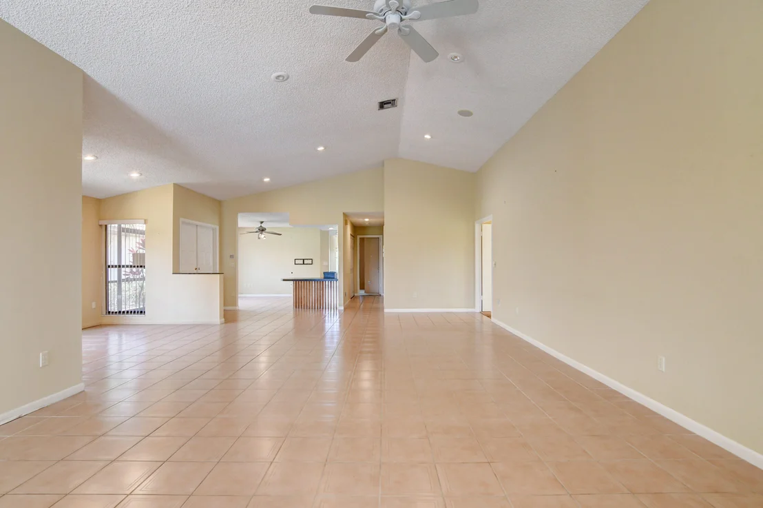 Photo of 11055 Clover Leaf Circle