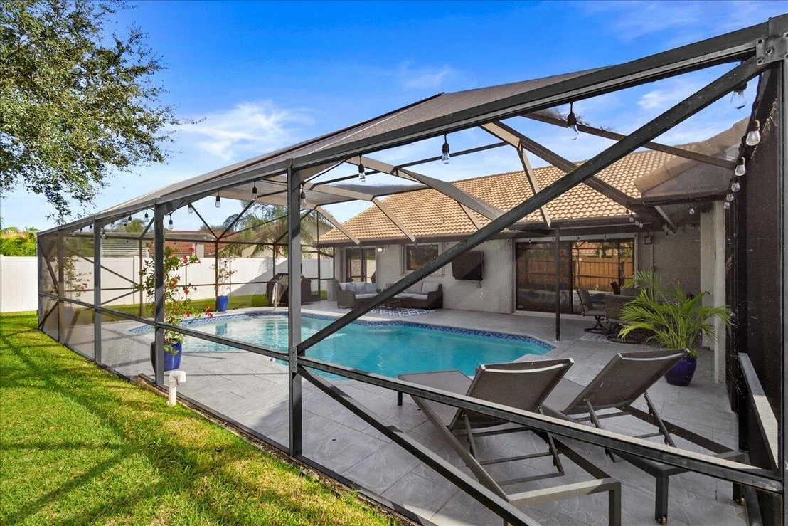 Photo of 5774 Sun Pointe Circle