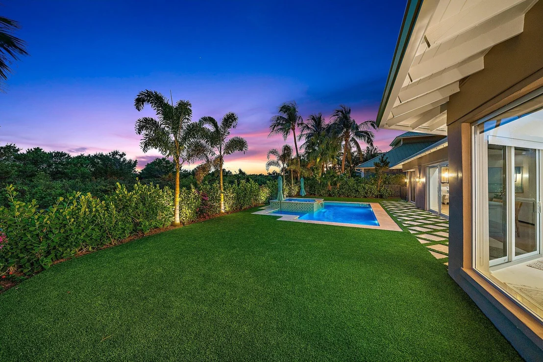 Photo of 28 Coconut Lane