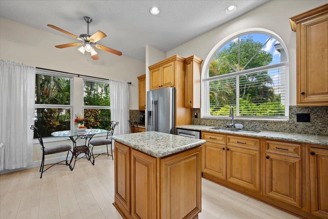 Photo of 21 Grand Bay Circle