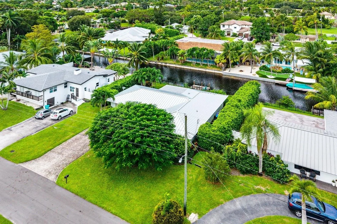 Photo of 3213 Canal Drive