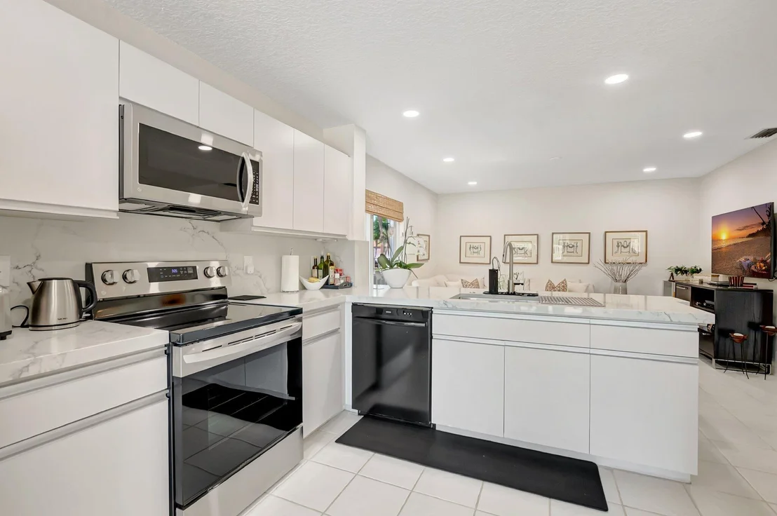 Photo of 7287 Via Palomar