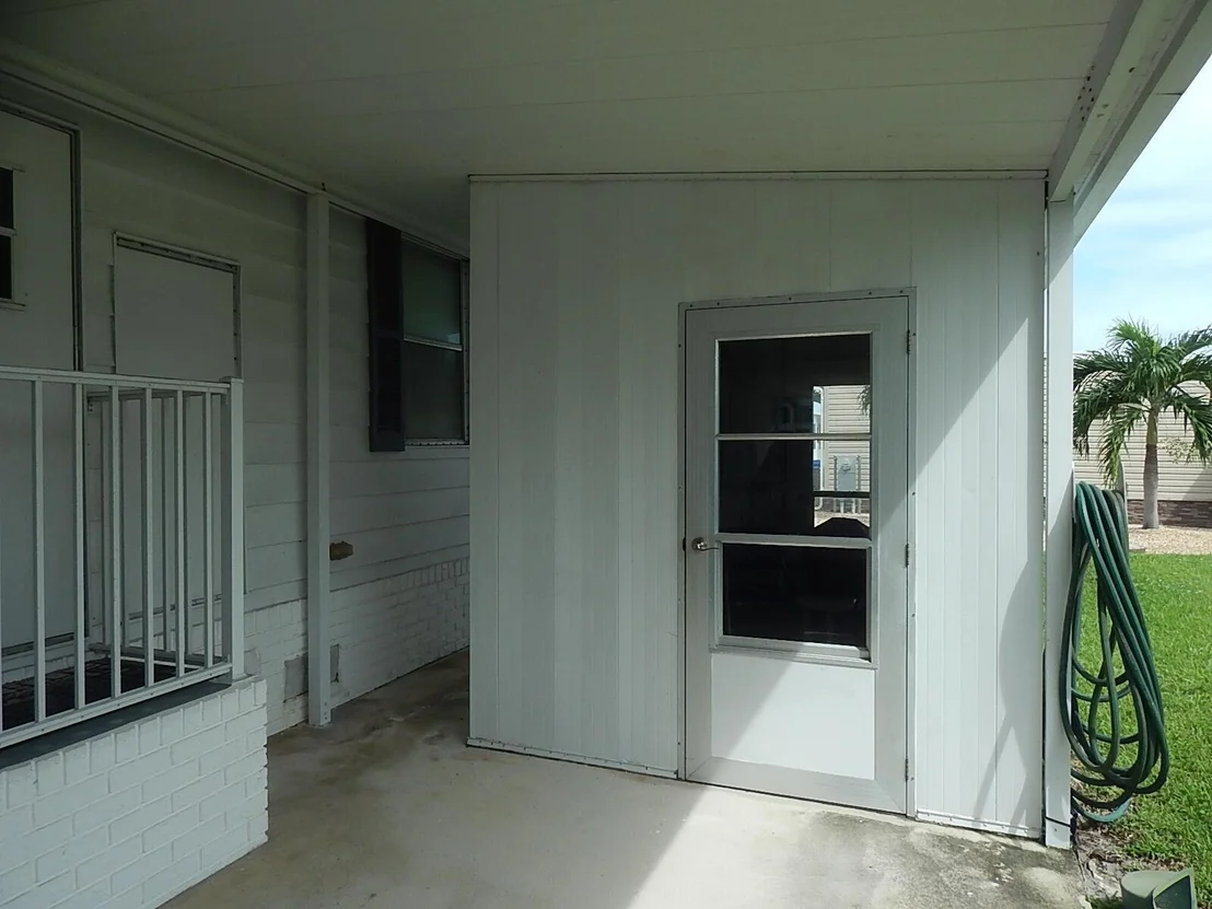 Photo of Unit 31 at 400 N A1a