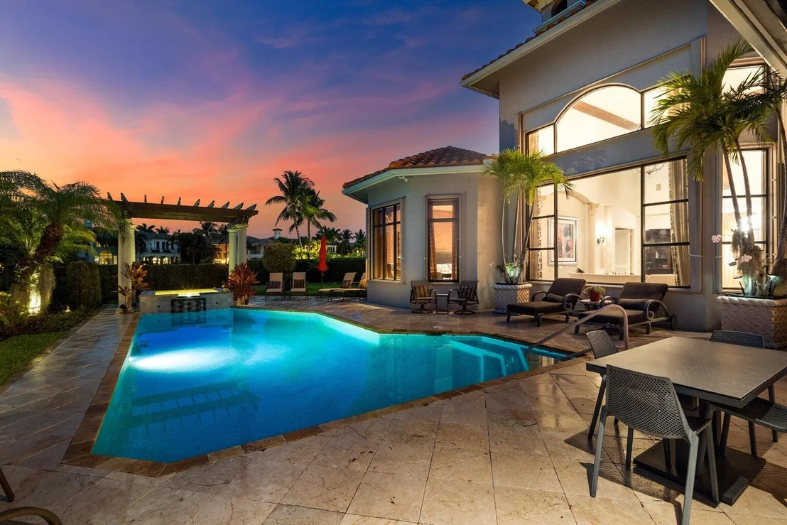 Photo of 17602 Middle Lake Drive