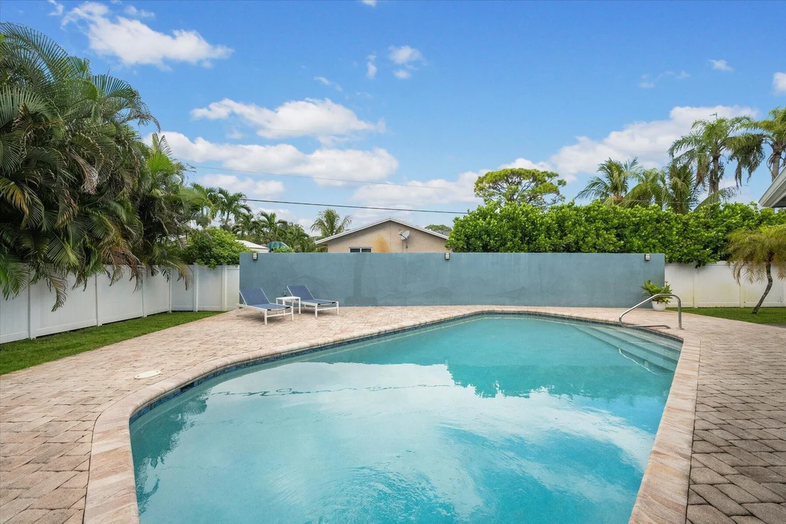 Photo of 4649 Palm Ridge Boulevard