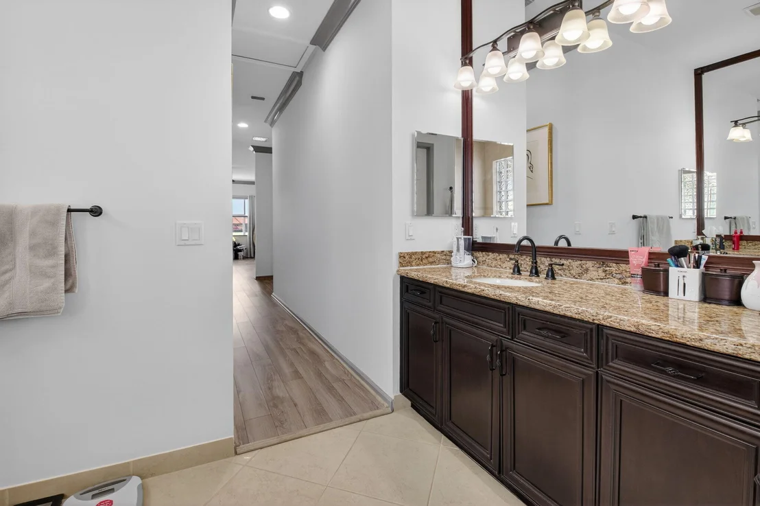 Photo of 14882 Jetty Lane