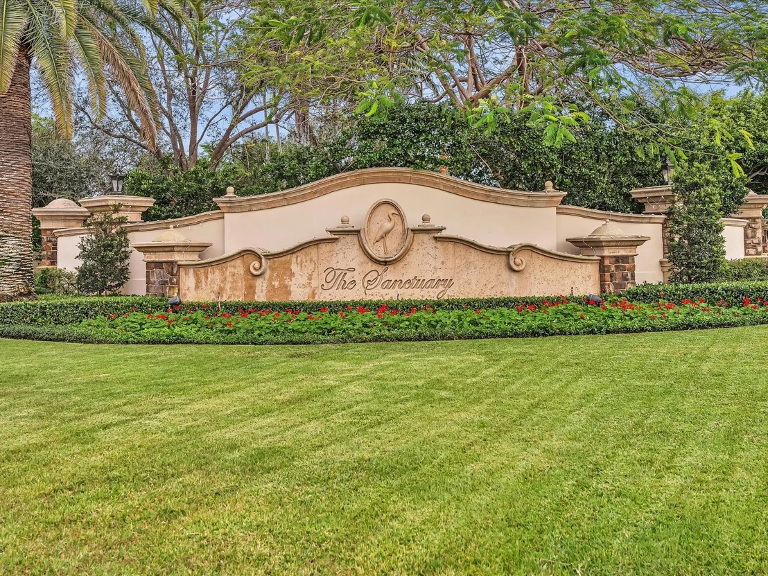 Photo of 525 Sandpiper Way