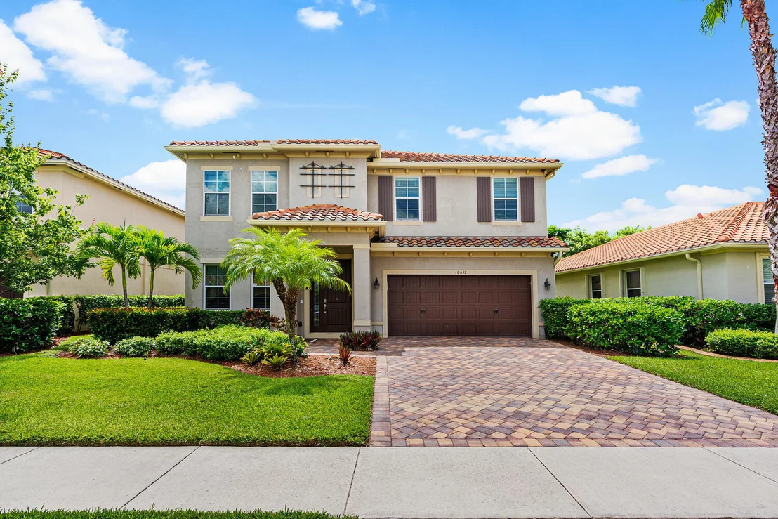 Photo of 10652 Ivanhoe Lane