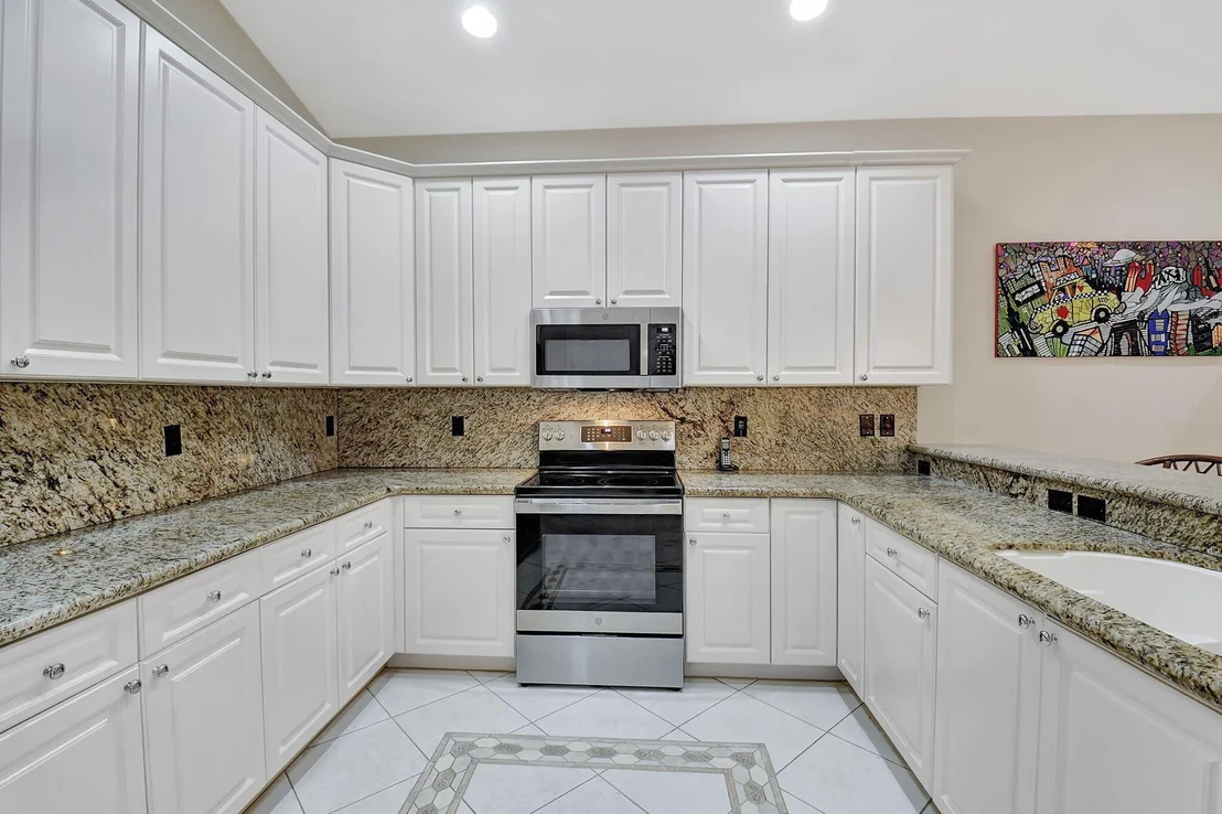Photo of 7120 Francisco Bend Drive