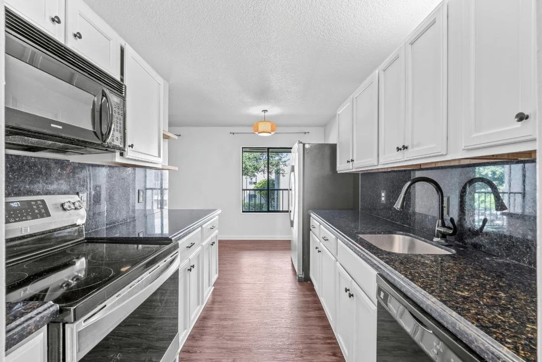 Photo of Unit C7 at 150 Pineview Road