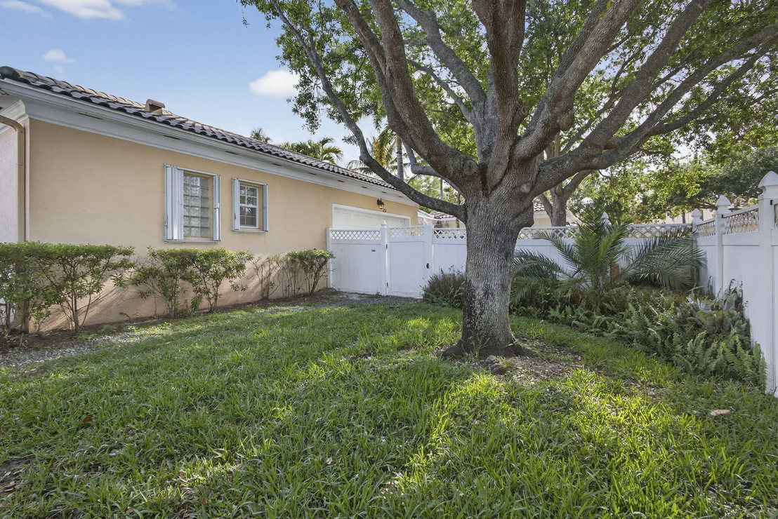 Photo of 212 Florence Drive