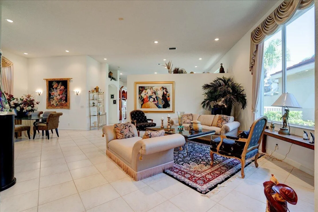 Photo of 4686 Hazleton Lane