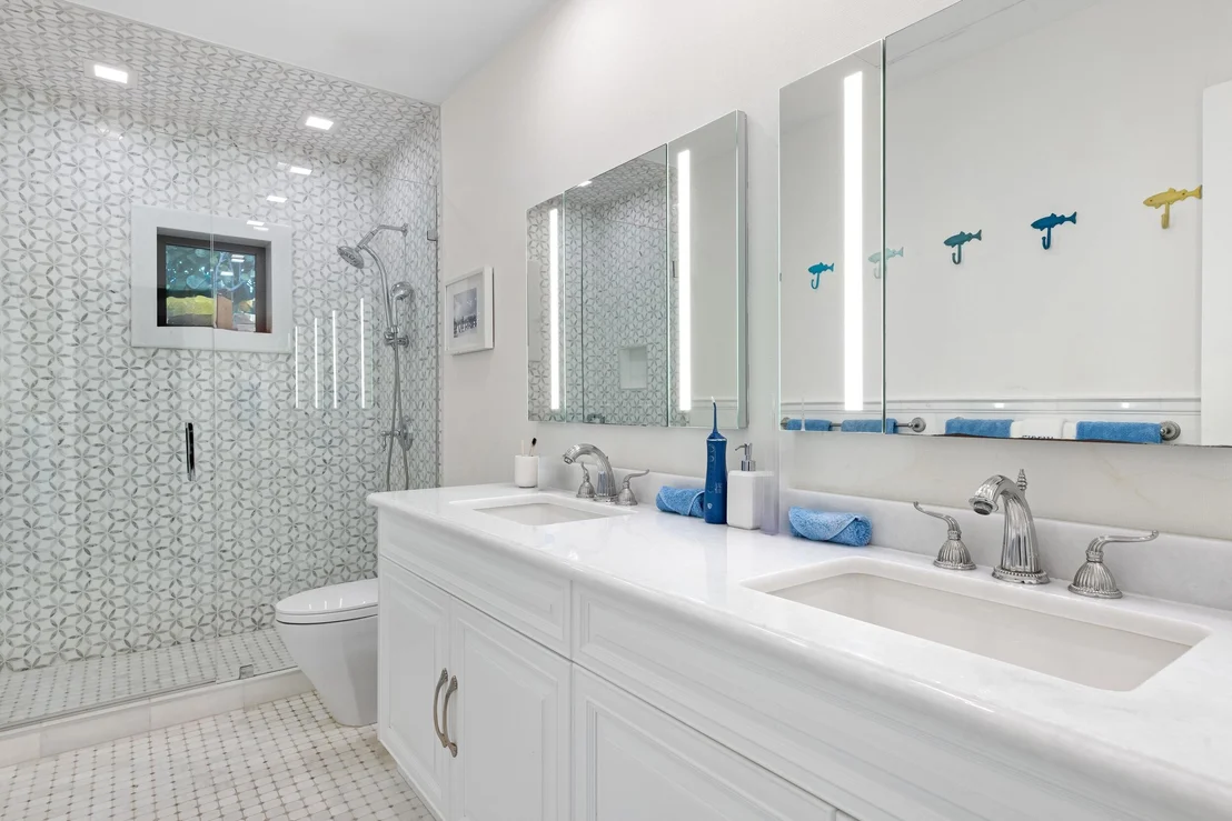 Photo of 680 S Ocean Boulevard