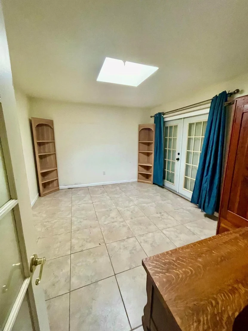 Photo of 1498 Hunter Road