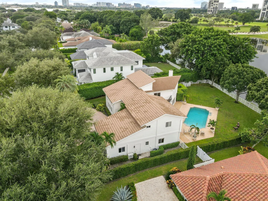 Photo of 2801 Embassy Drive