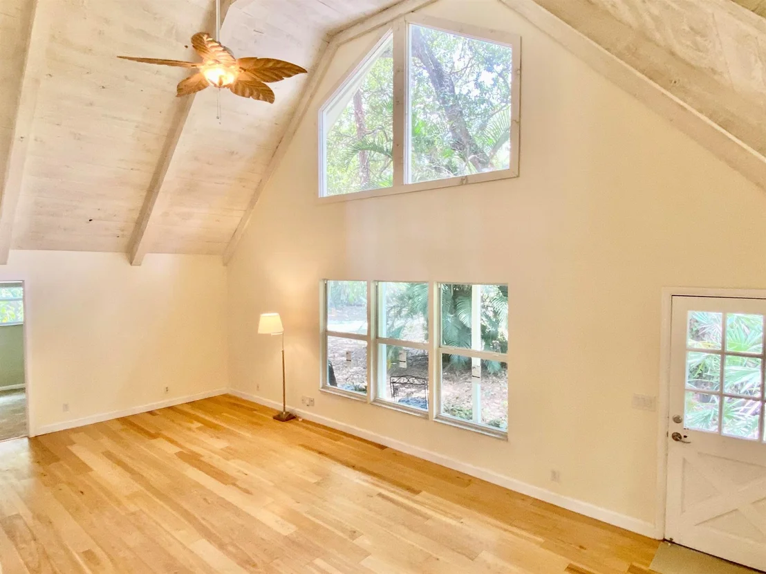Photo of 16844 127 Drive N