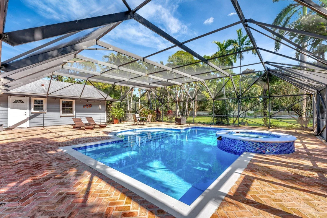 Photo of 12750 Oak Arbor Drive