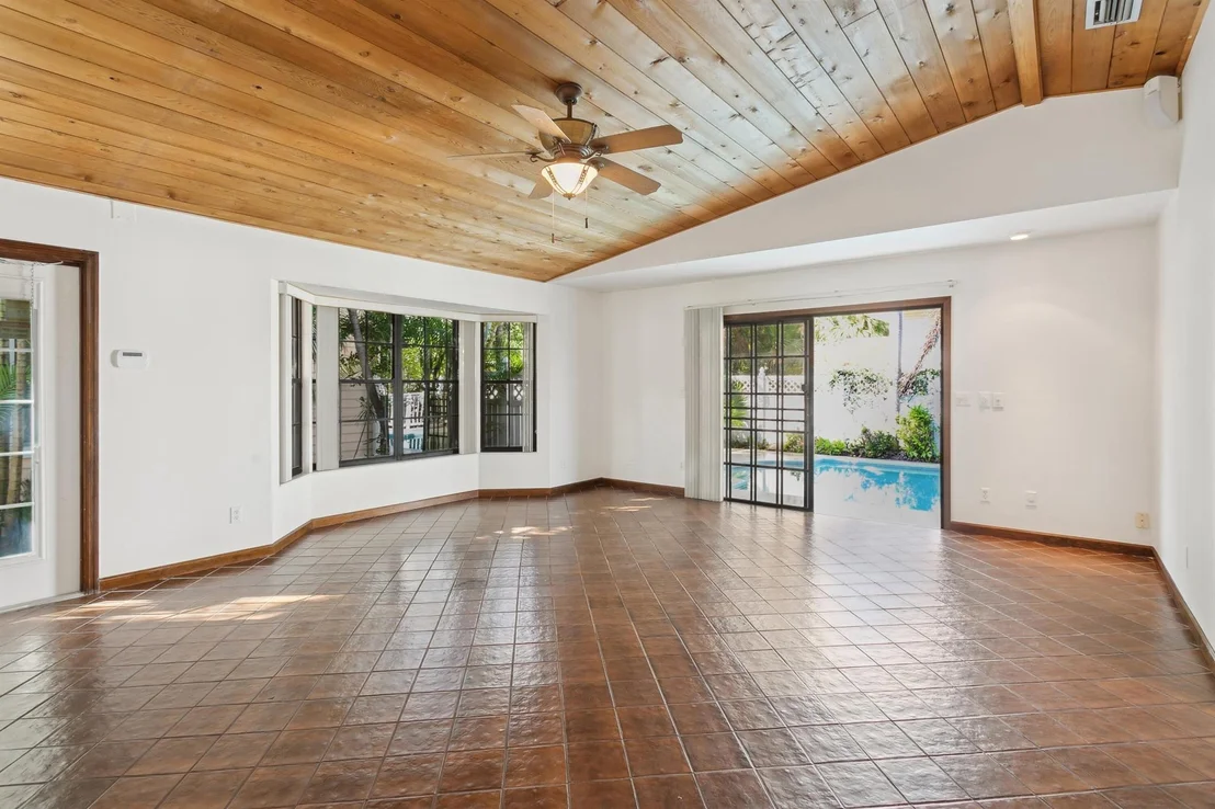 Photo of 405 Xanadu Place