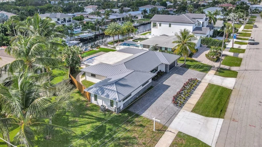 Photo of 604 Kingfish Road