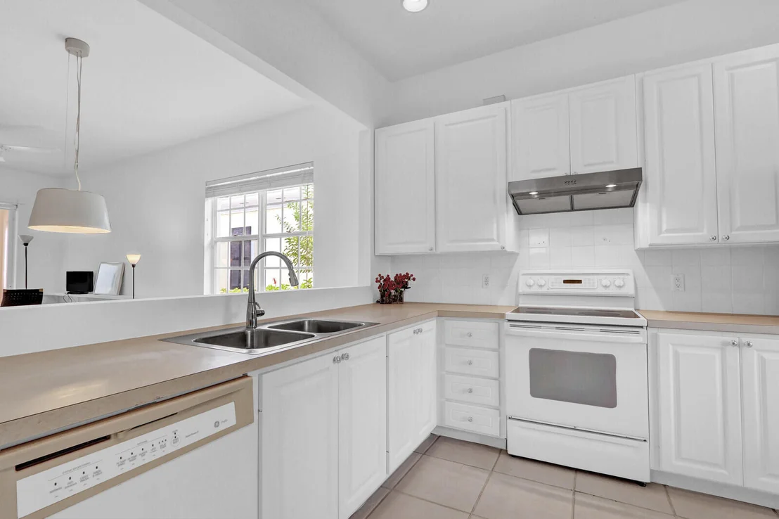 Photo of 216 Juniper Way
