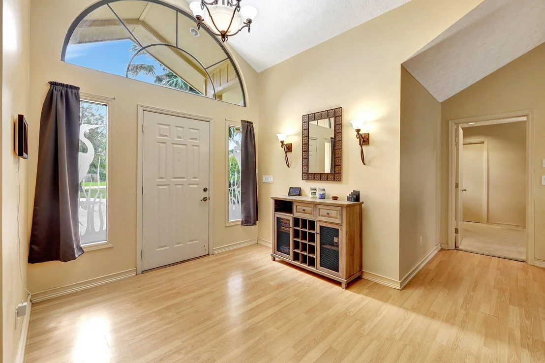 Photo of 1643 SW Gregor Way