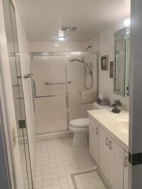 Photo of Unit G4 at 2003 Granada Drive