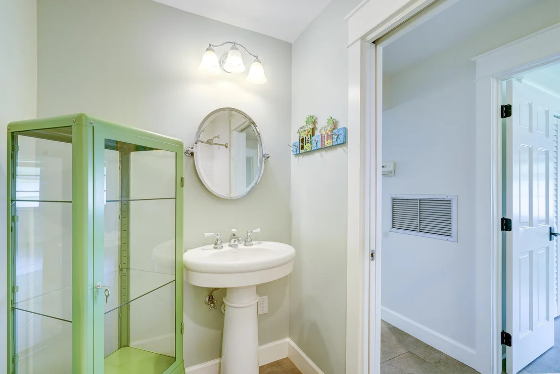 Photo of Unit A at 320 Main Boulevard