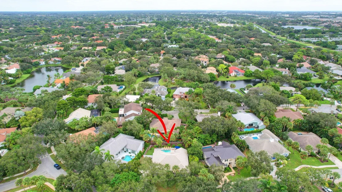 Photo of 2773 Hampton Circle S