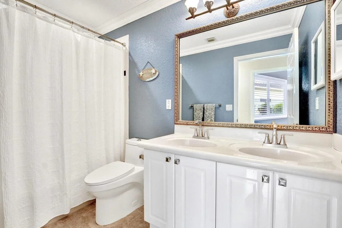 Photo of 6127 Indian Forest Circle