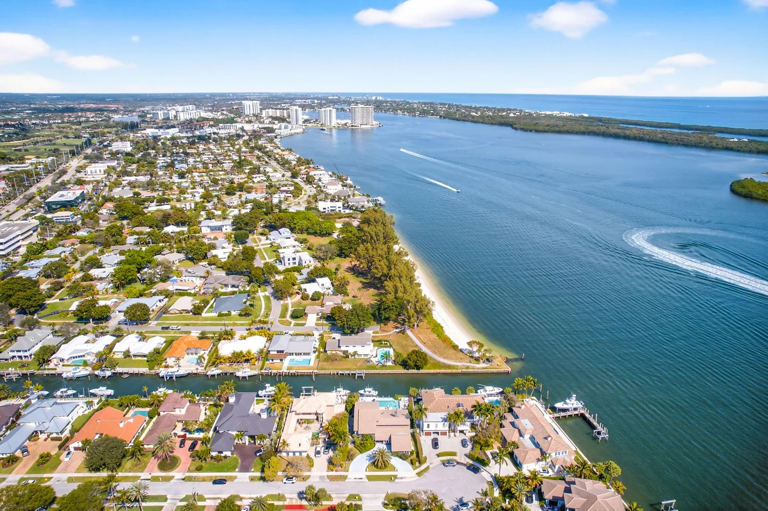 Photo of 113 Ebbtide Drive