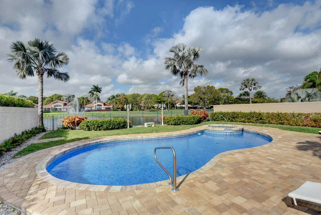 Photo of 2301 NW 25th Way