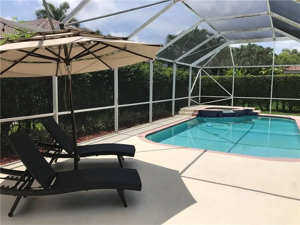 Photo of 3838 Crestwood Circle
