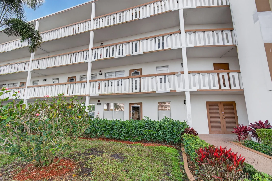 Photo of 2035 Cornwall B