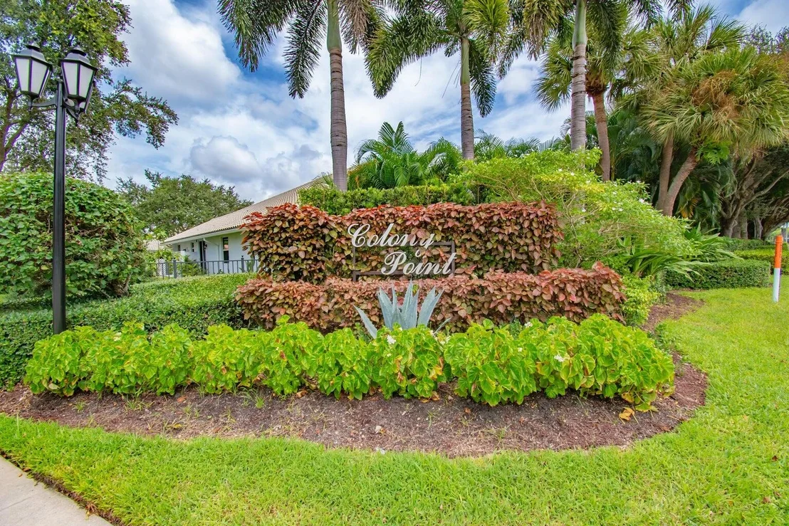 Photo of 2302 NW 66th Drive