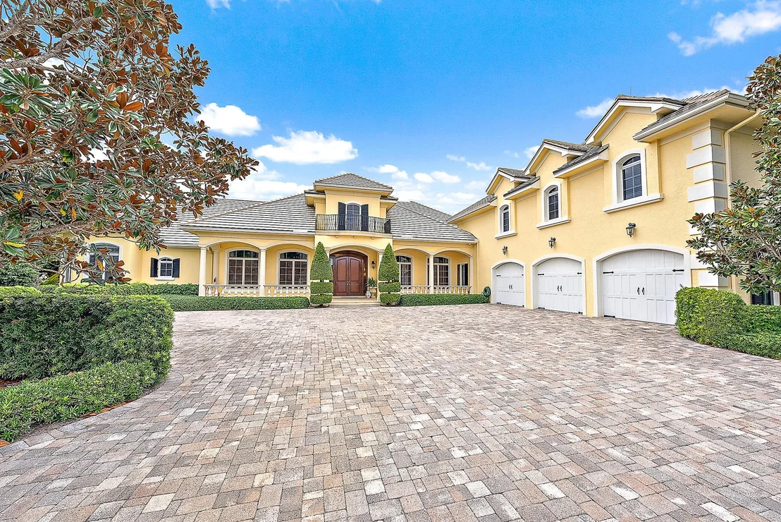 Photo of 18246 SE Village Circle