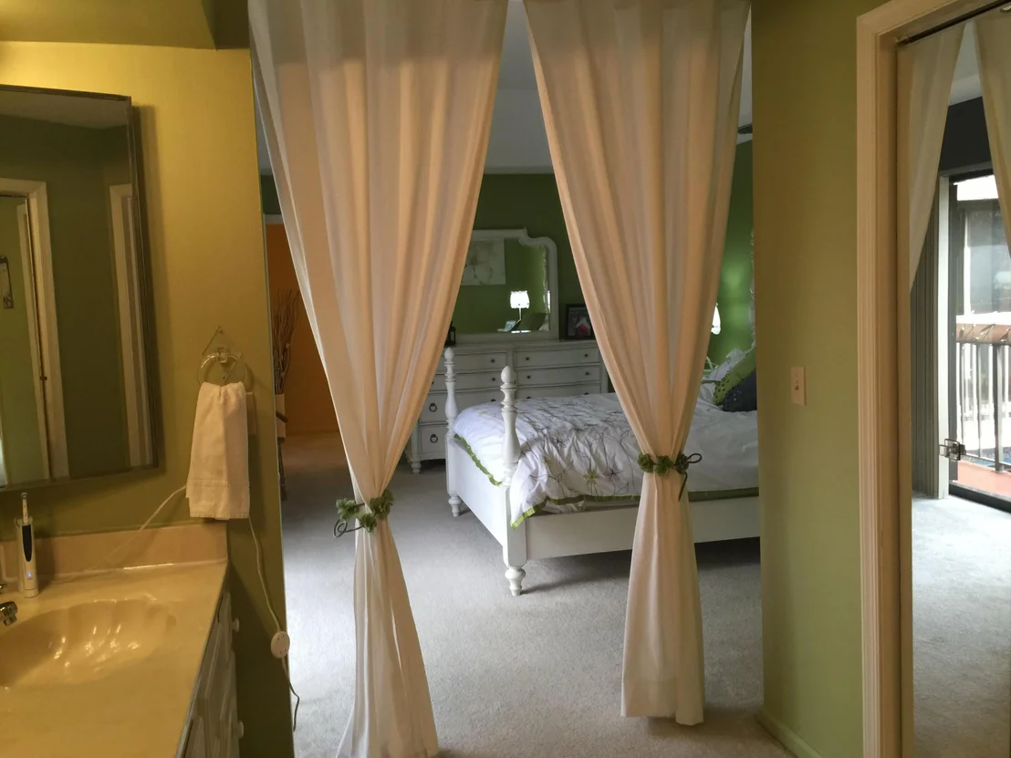 Photo of Unit B at 5 Atrium Circle
