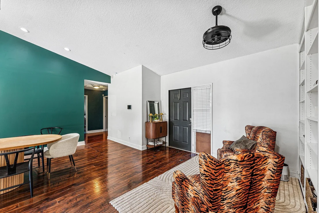 Photo of 838 NW 9th Way