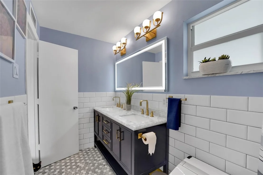 Photo of 6972 NW 5th Place