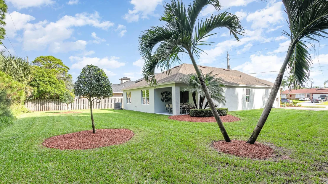 Photo of 3644 SE 12th Drive