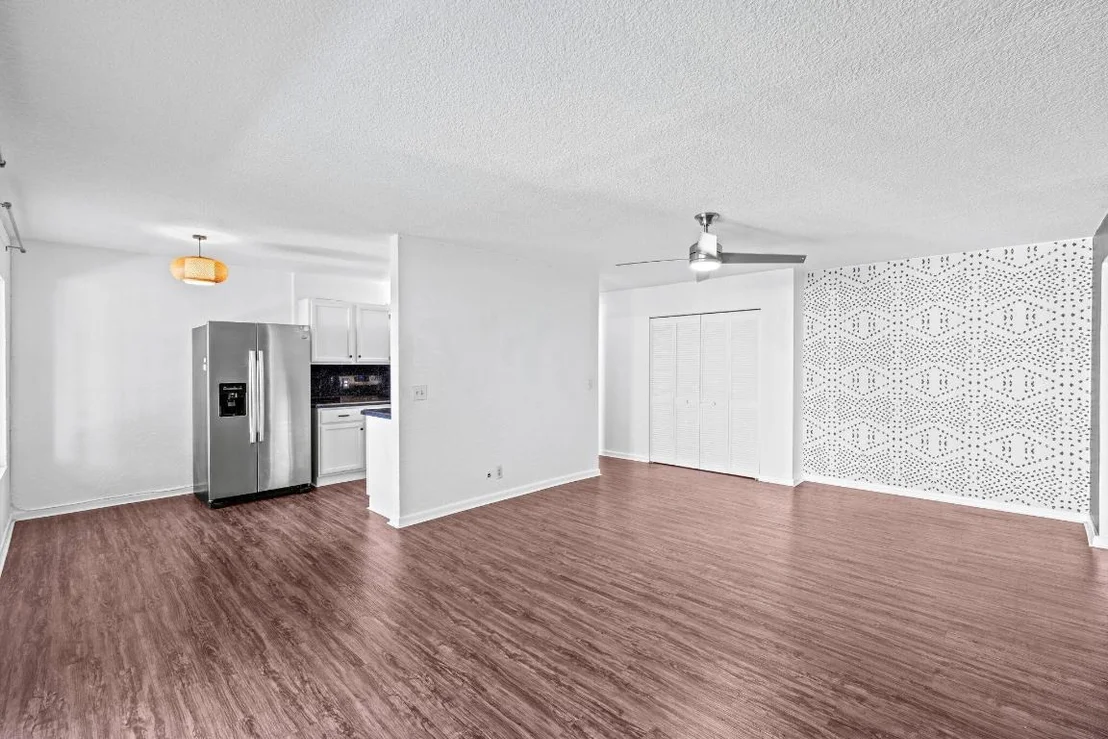 Photo of Unit C7 at 150 Pineview Road