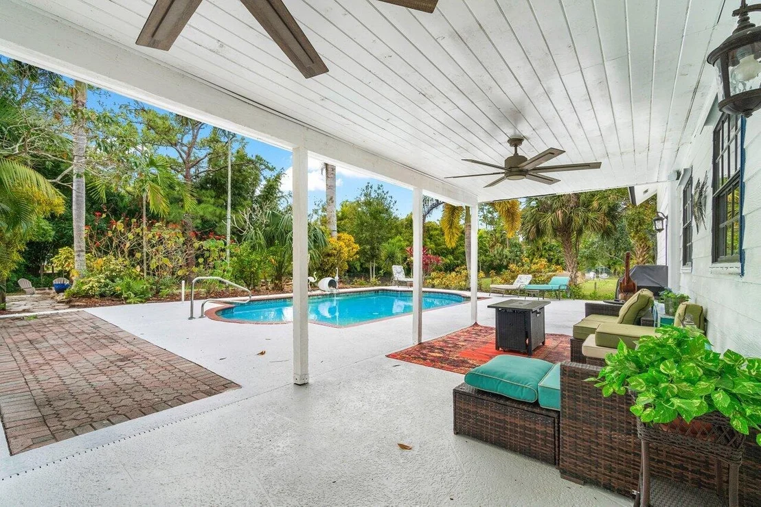 Photo of 17081 Mellen Lane