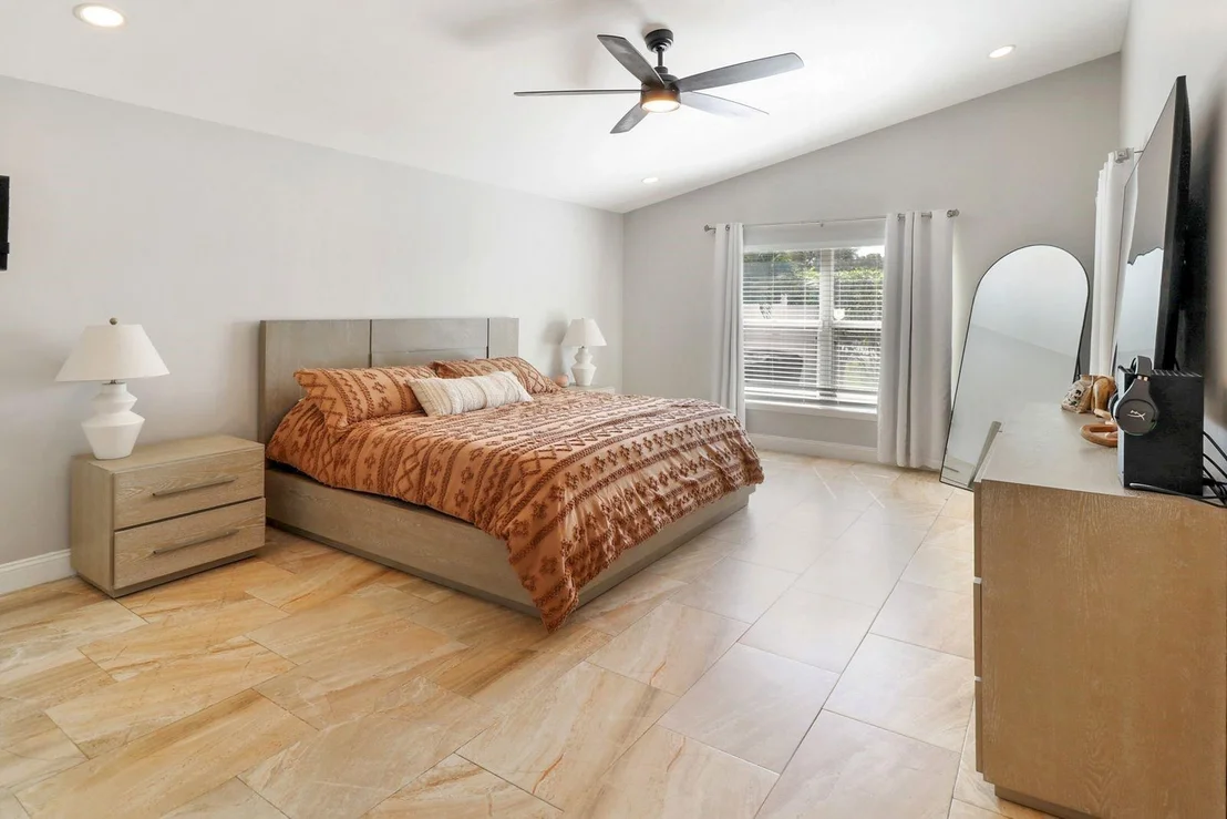 Photo of 8260 Palm Gate Drive