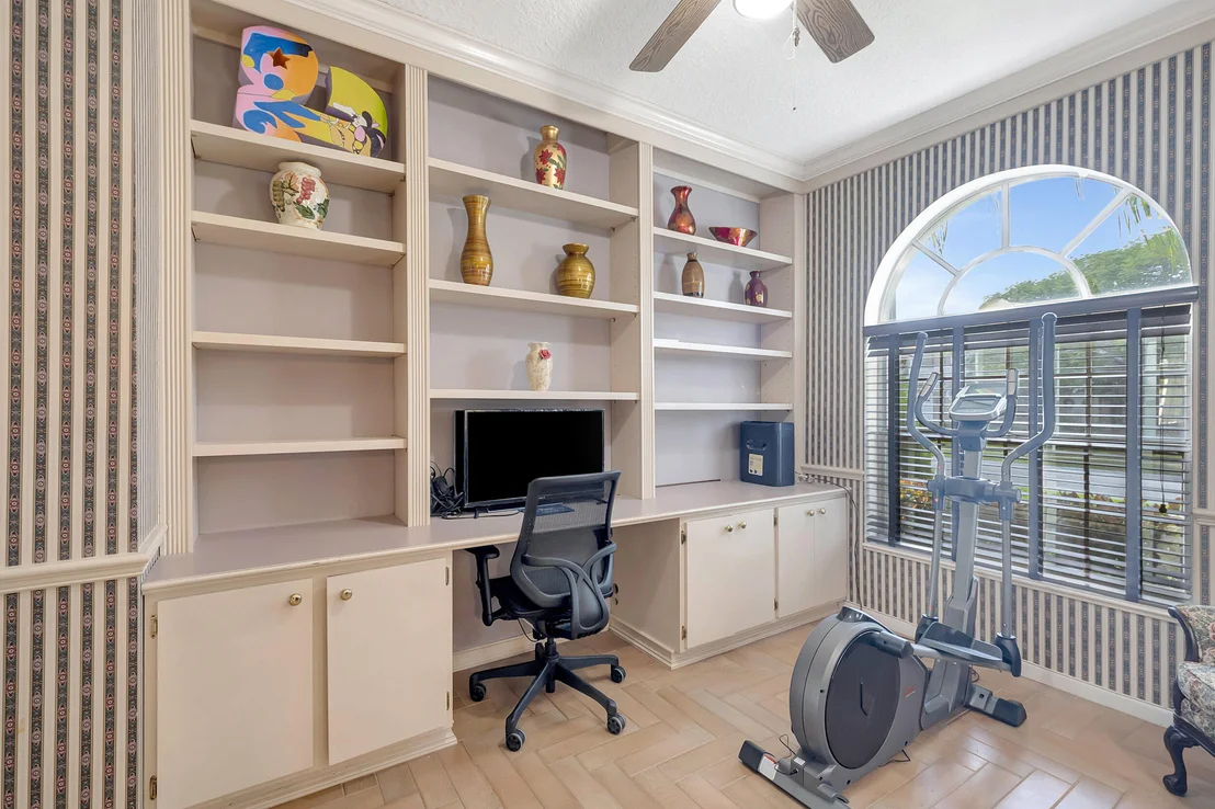 Photo of 9268 Lake Serena Drive