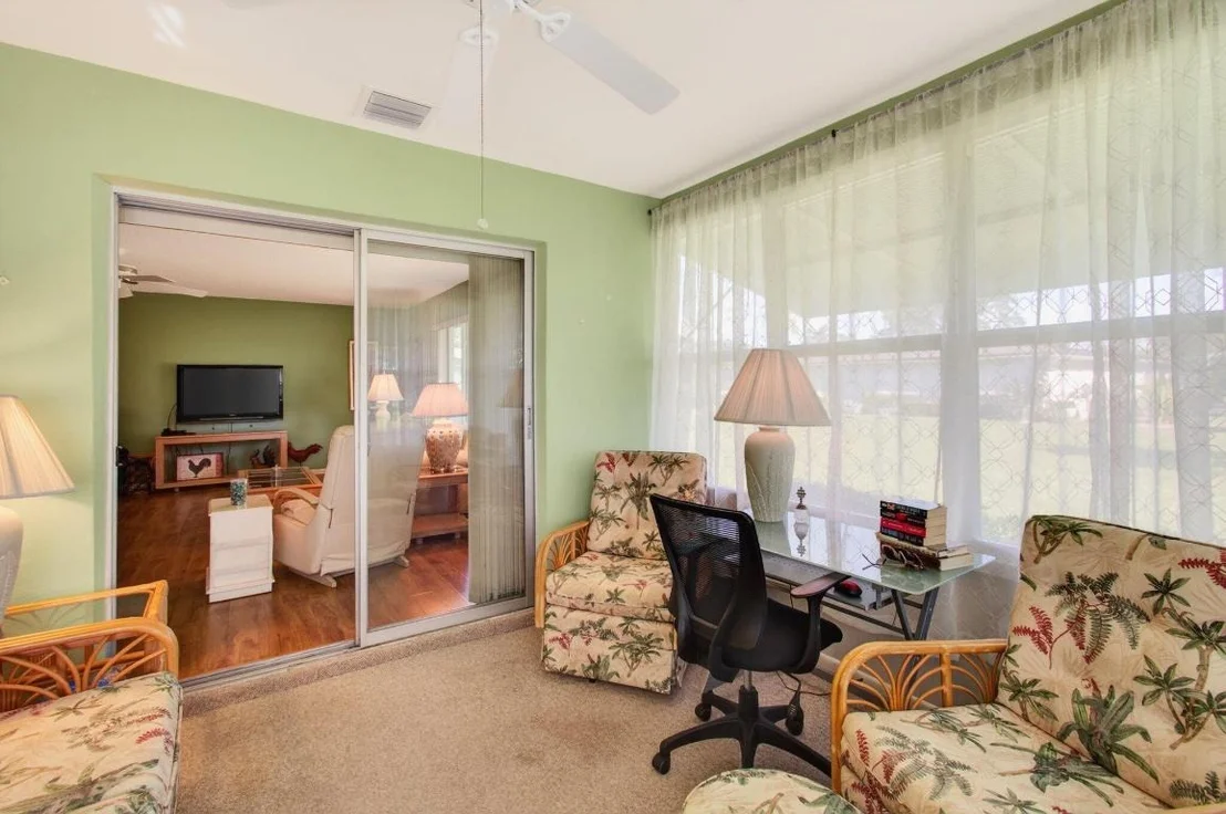 Photo of Unit D at 417 High Point Boulevard