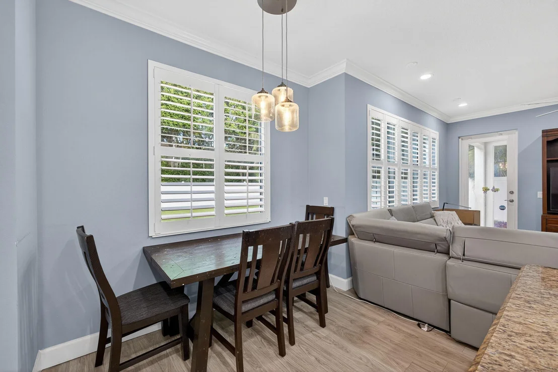 Photo of 9583 Phipps Lane