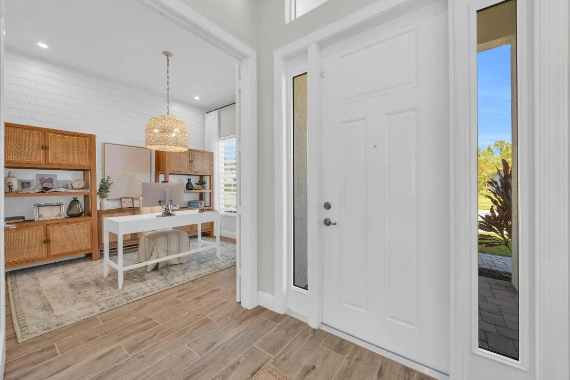 Photo of 668 SW Riverwatch Place