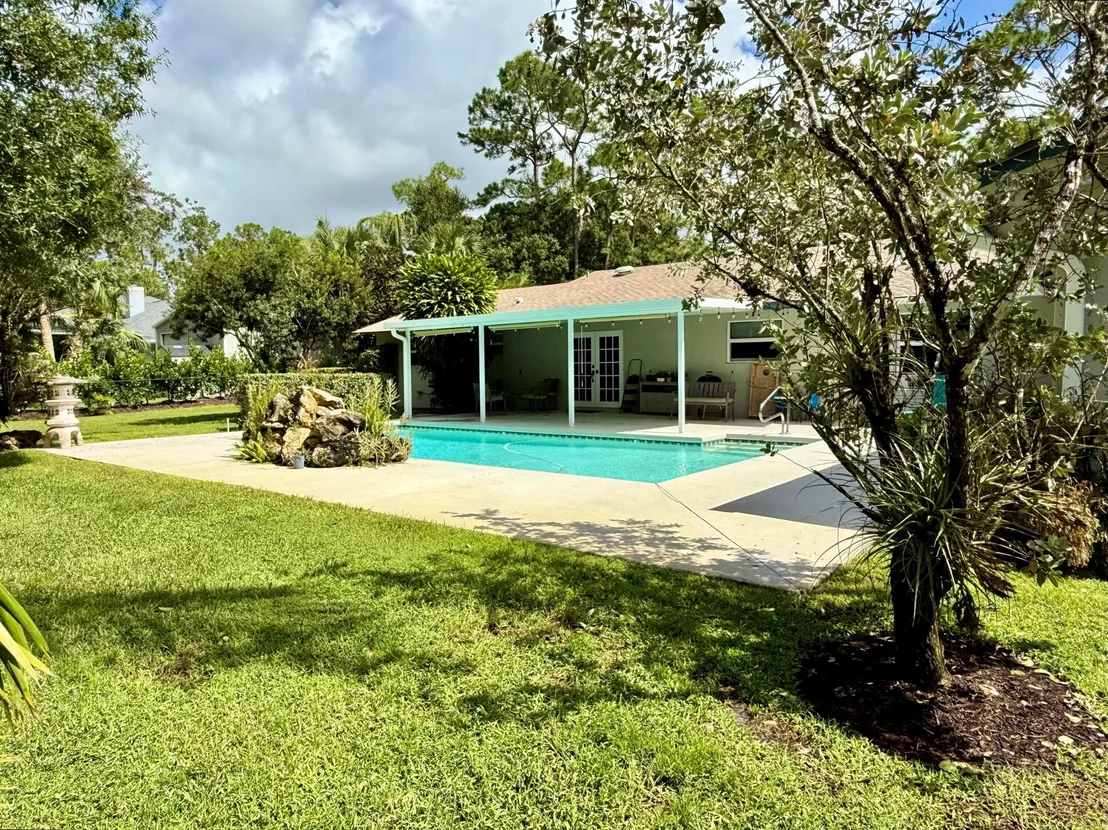 Photo of 17827 126 Terrace N