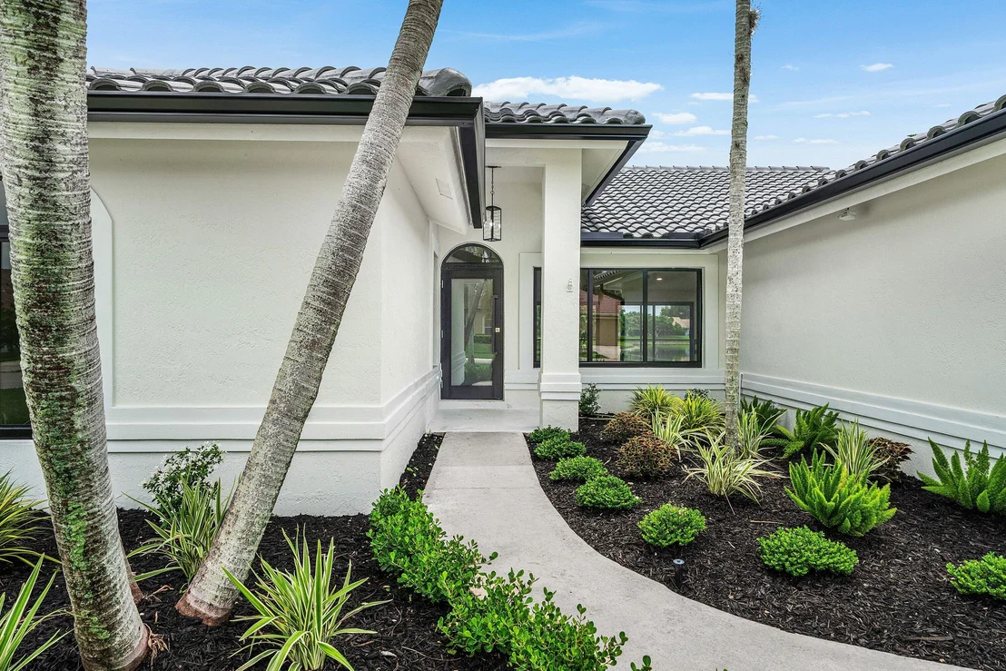 Photo of 5665 Aspen Ridge Circle