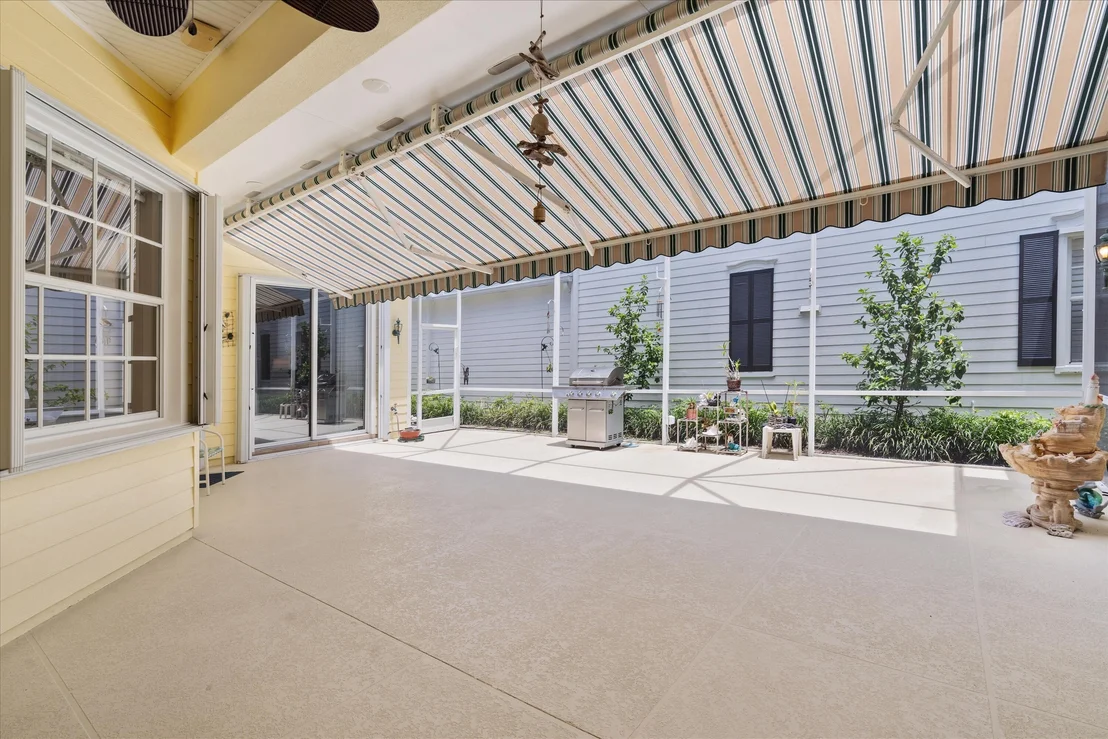 Photo of 122 Date Palm Drive